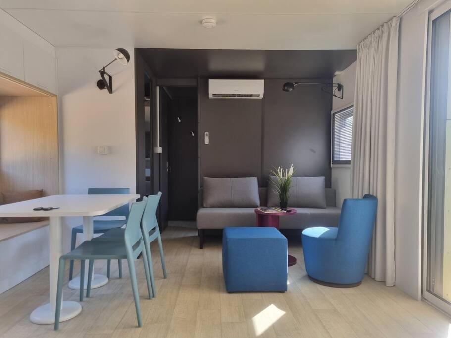 Charmant Et Spacieux Mobil Home Rocbaron Zewnętrze zdjęcie